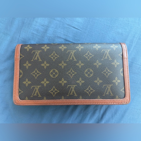 Louis Vuitton Monogram Pochette Dame 29 - Picture 3 of 6